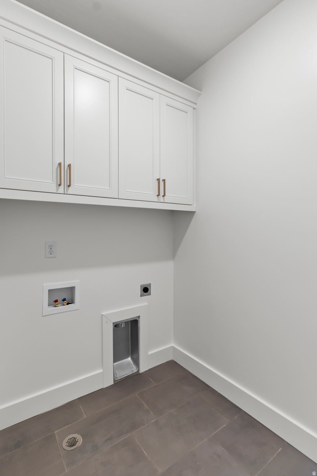 MEADOWS AT HYDE PARK - Residential