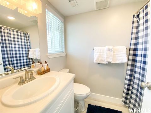 Tiny photo for 942 N NEWBERG DR #2, Garden City, UT 84028 (MLS # 2144266)