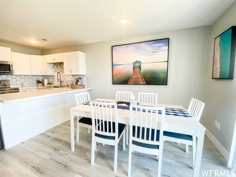 HARBOR VILLAGE - Residential