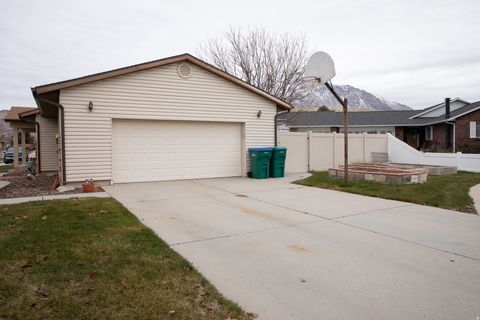 Tiny photo for 922 N 550 E, Orem, UT 84097 (MLS # 2125964)