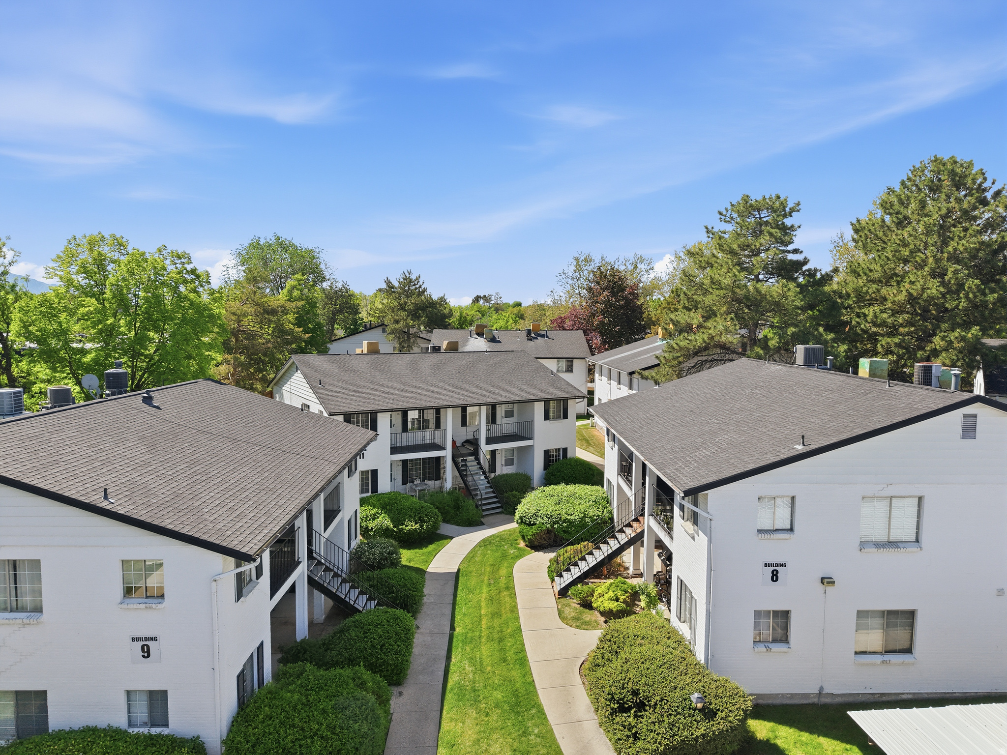 COVENTRY MANOR - Residential