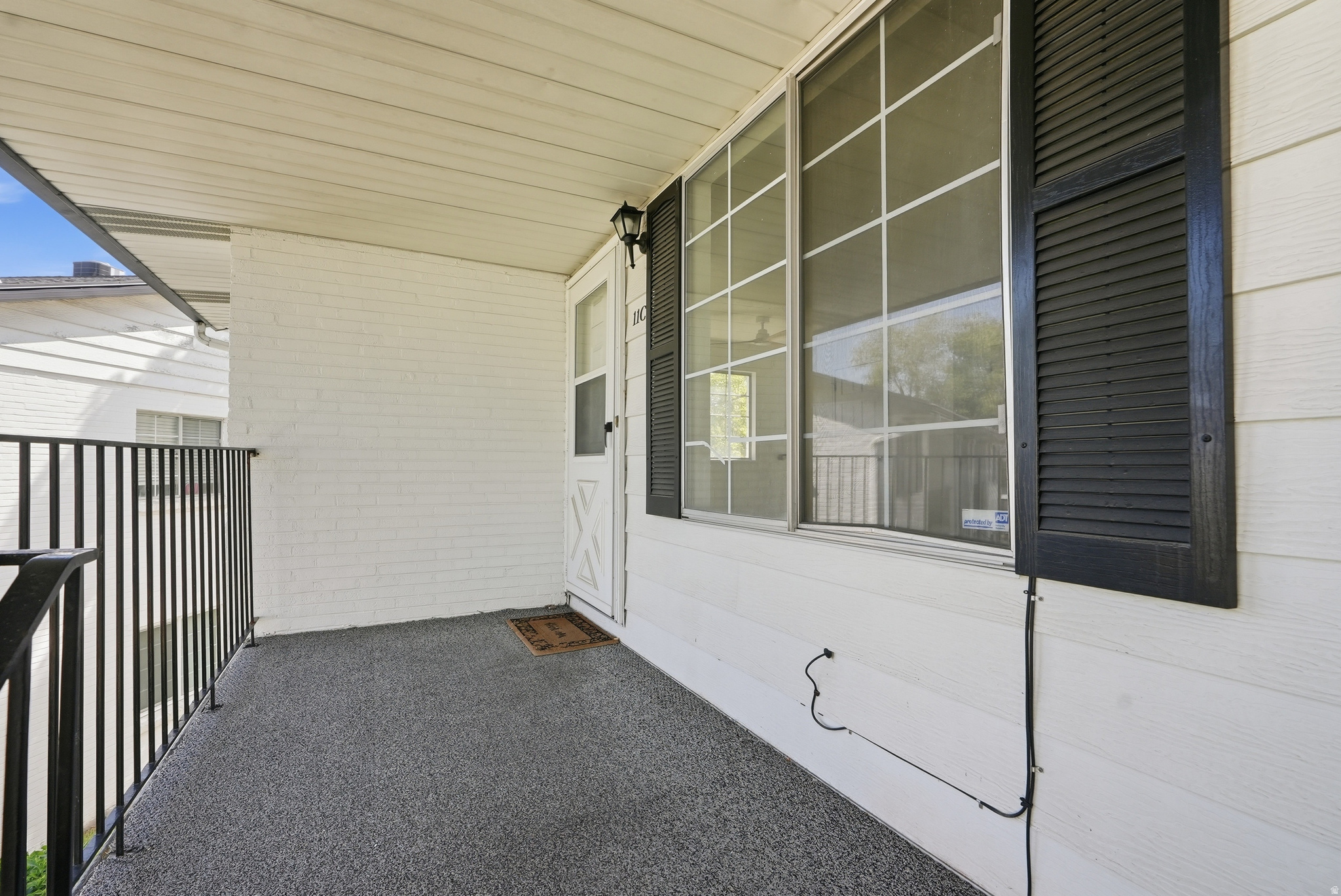 COVENTRY MANOR - Residential