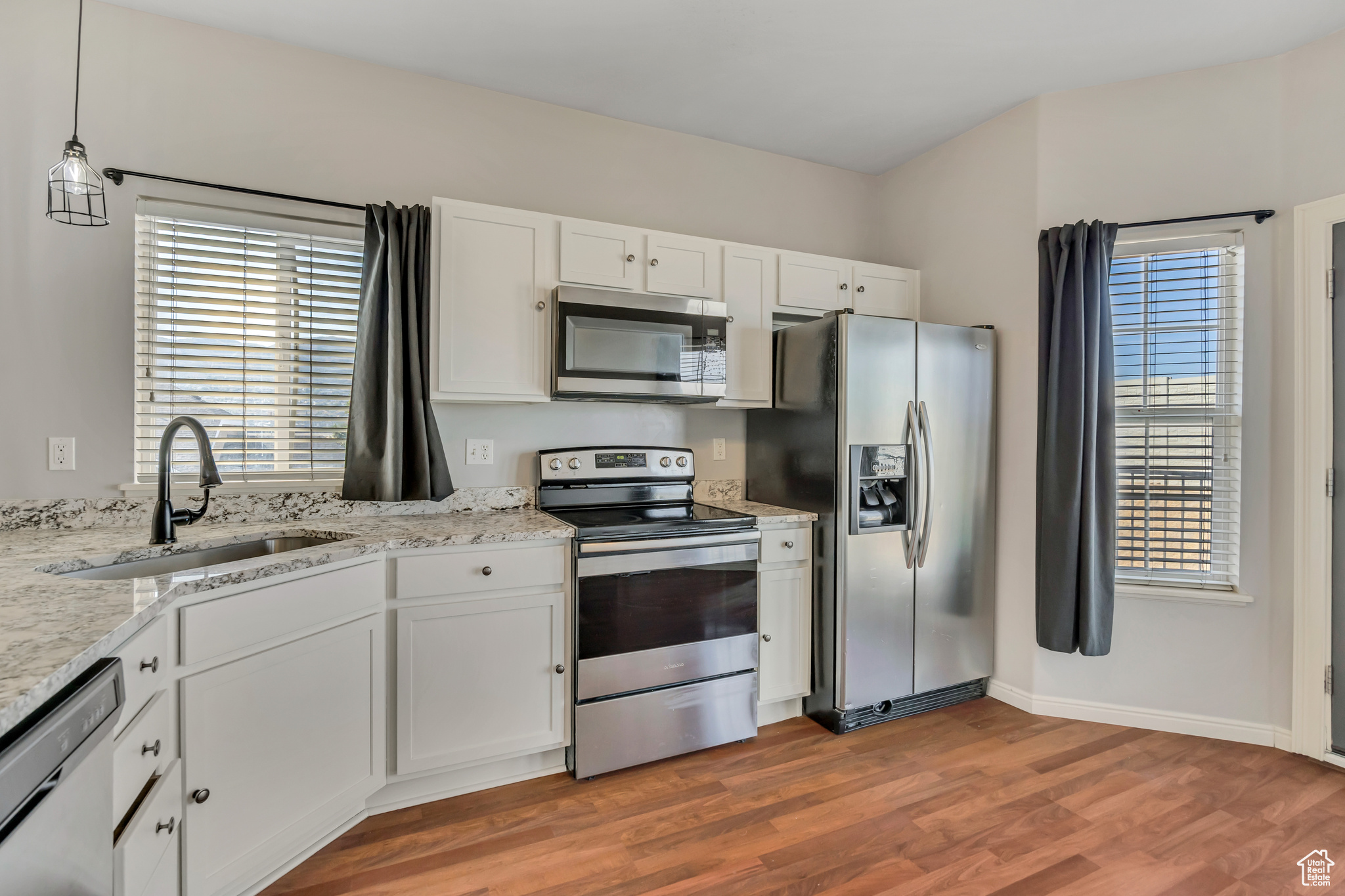BELLA MONTE AT DRAPE - Residential