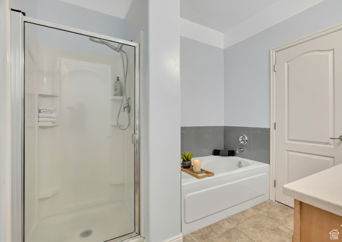 BELLA MONTE AT DRAPE - Residential