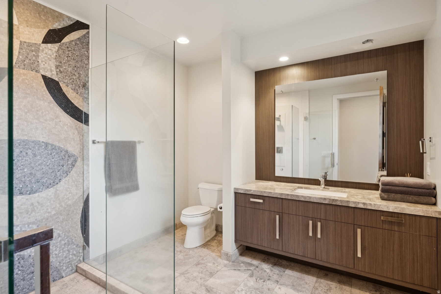 SILVER CREEK - Residential
