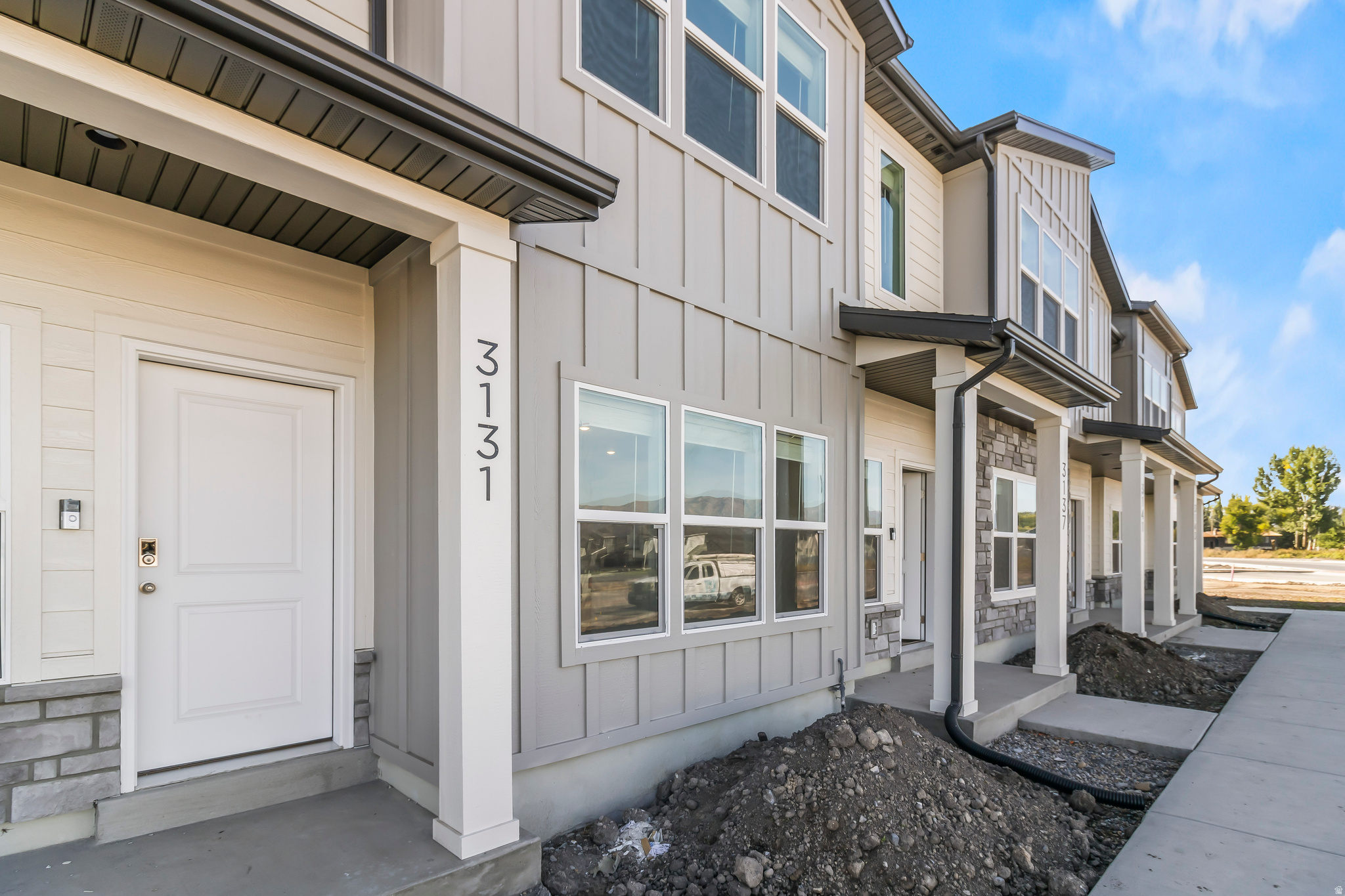 RIDGELINE PARK - Residential