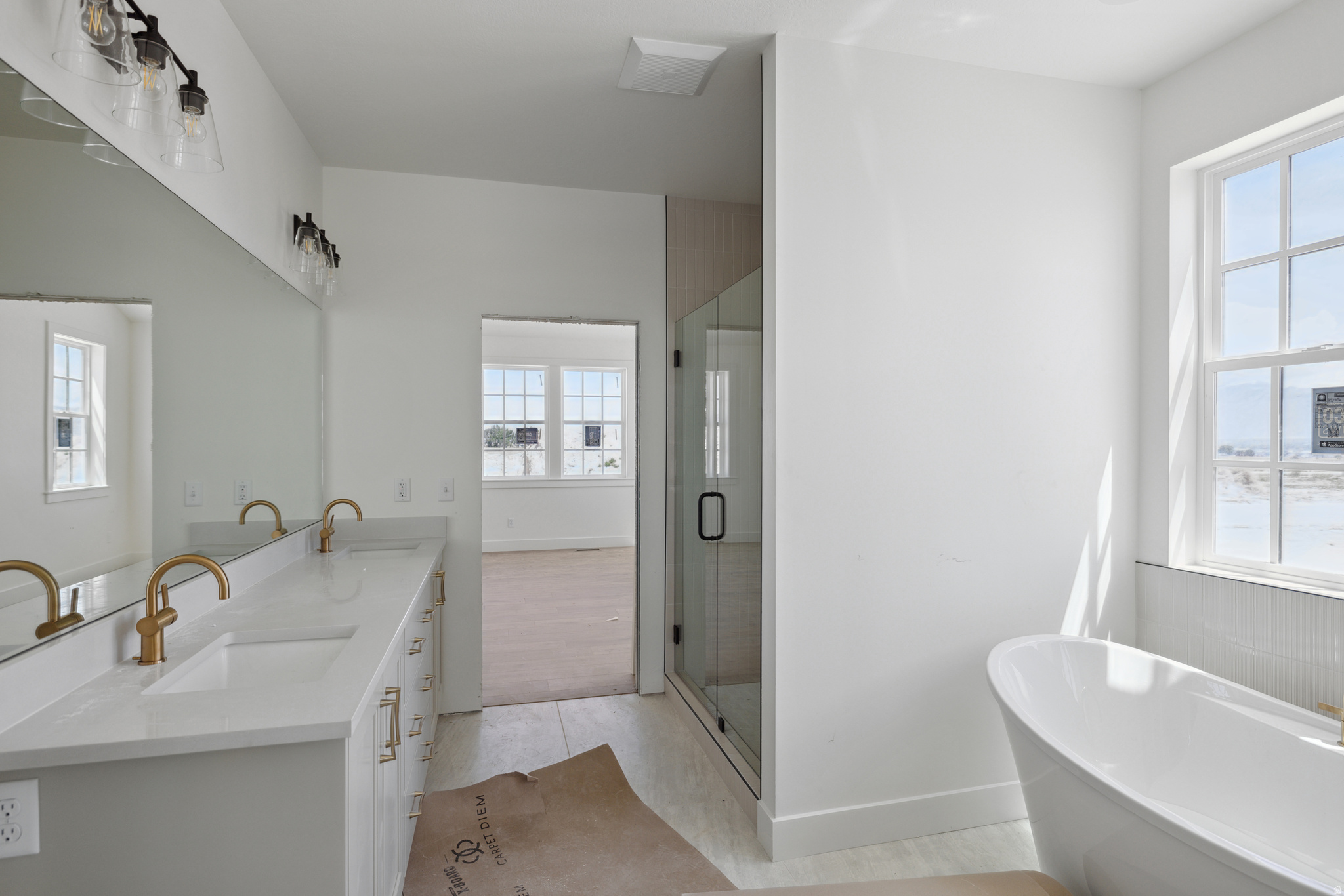 BEACON POINTE - Residential