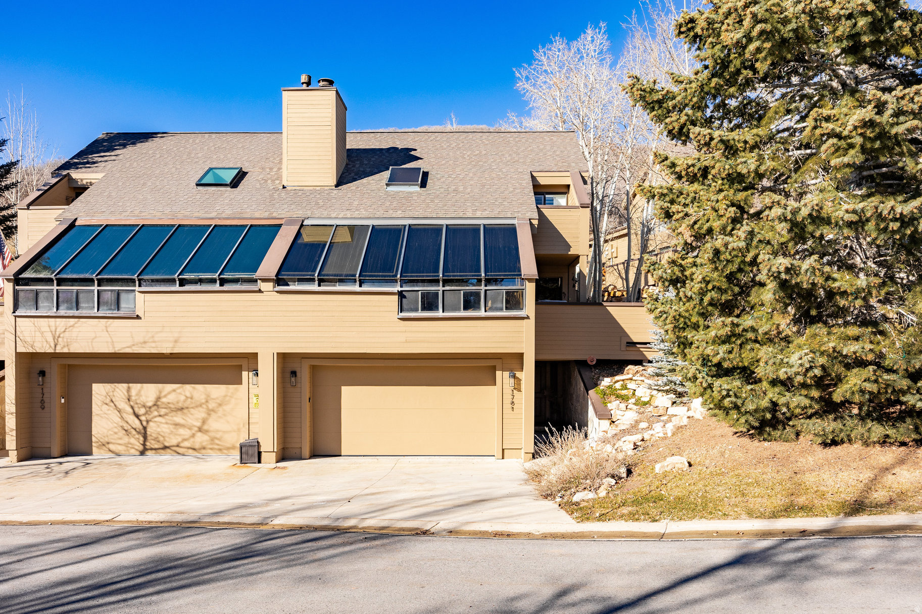 AMBER DAYSTAR - Residential