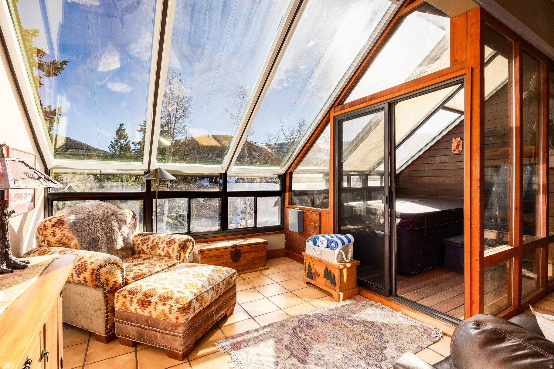 AMBER DAYSTAR - Residential