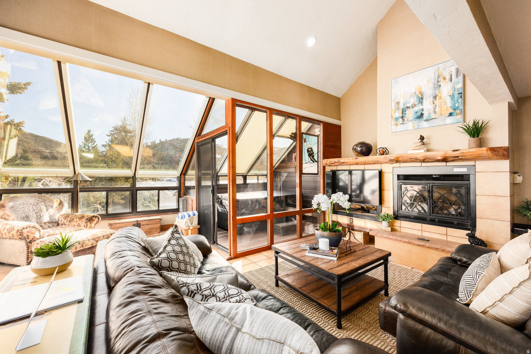 AMBER DAYSTAR - Residential