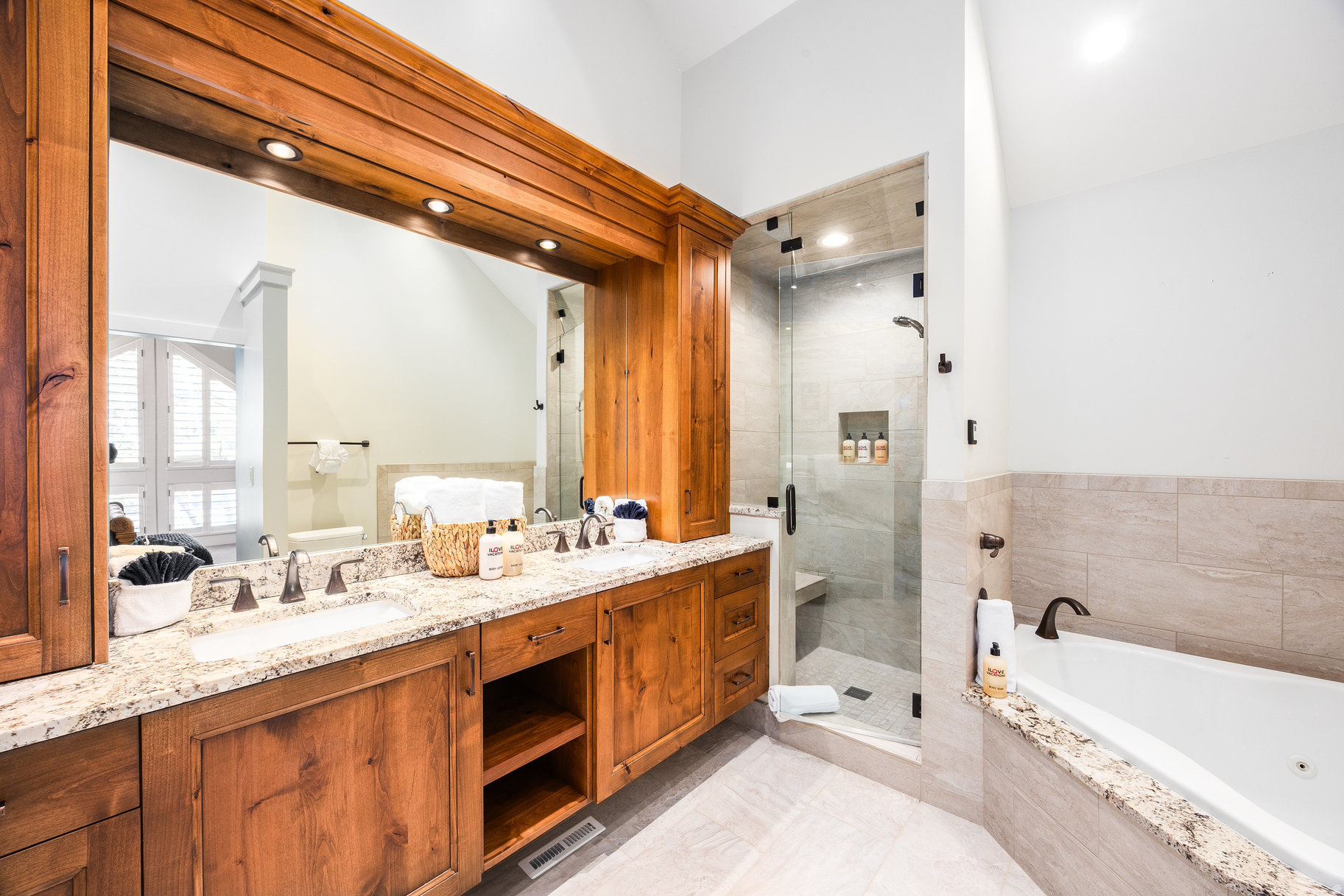 AMBER DAYSTAR - Residential