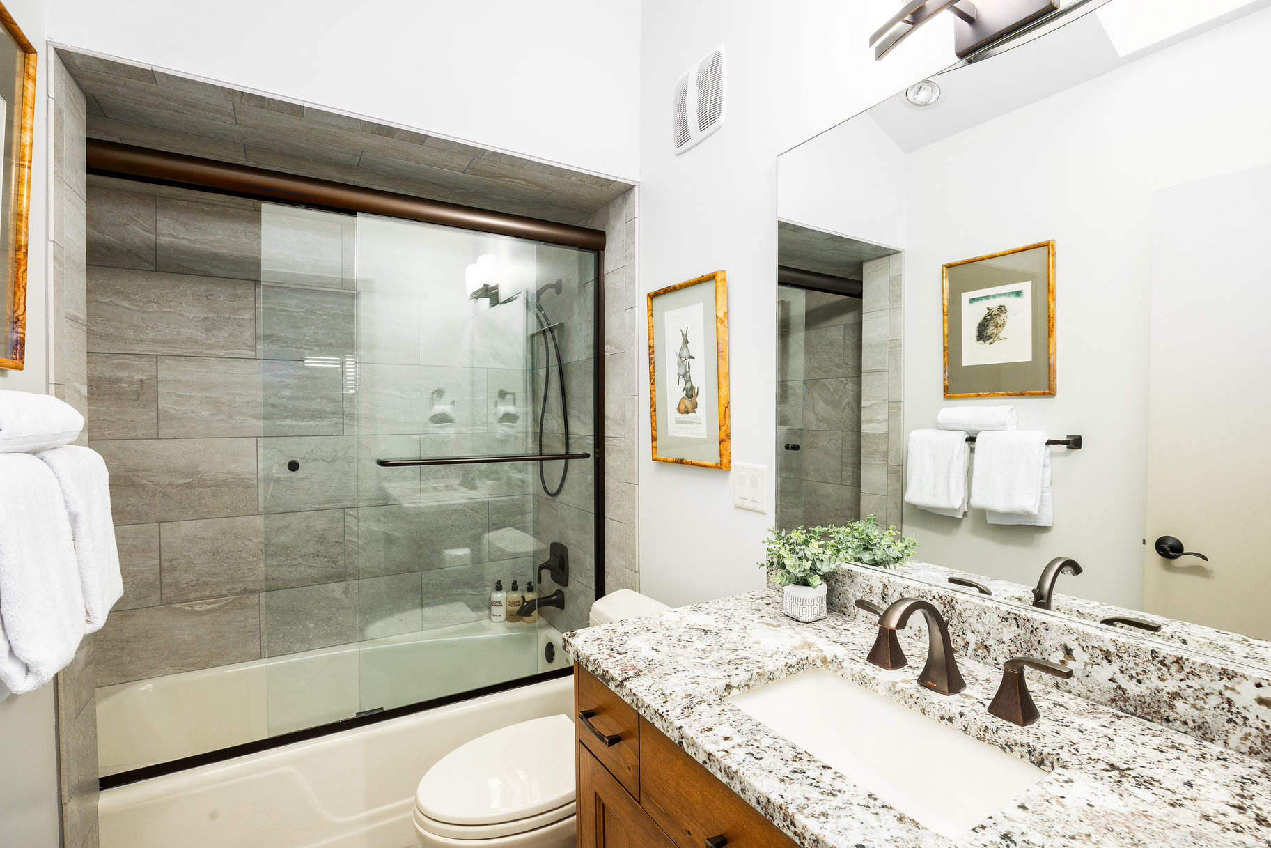 AMBER DAYSTAR - Residential