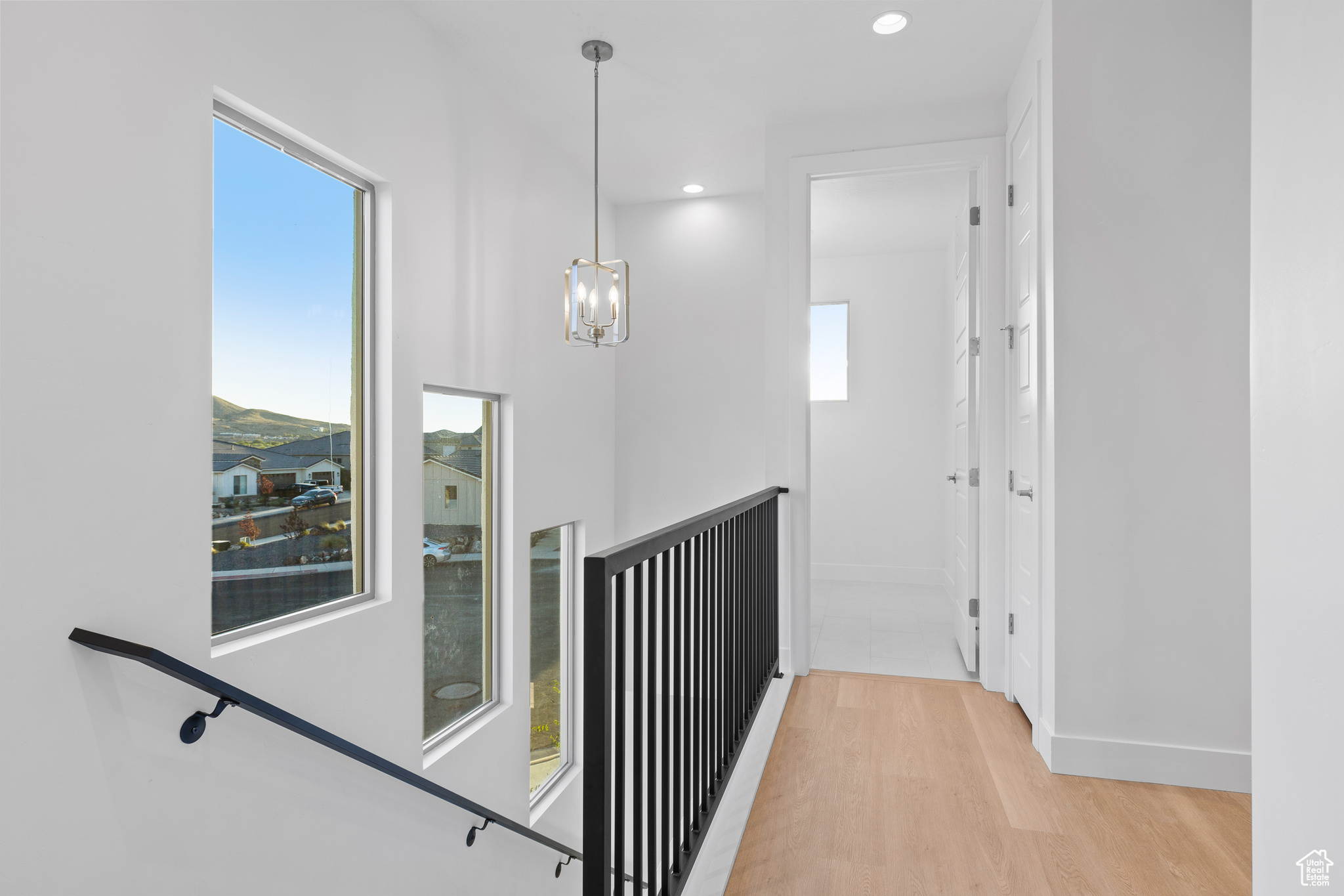 PAINTED SANDS - Residential