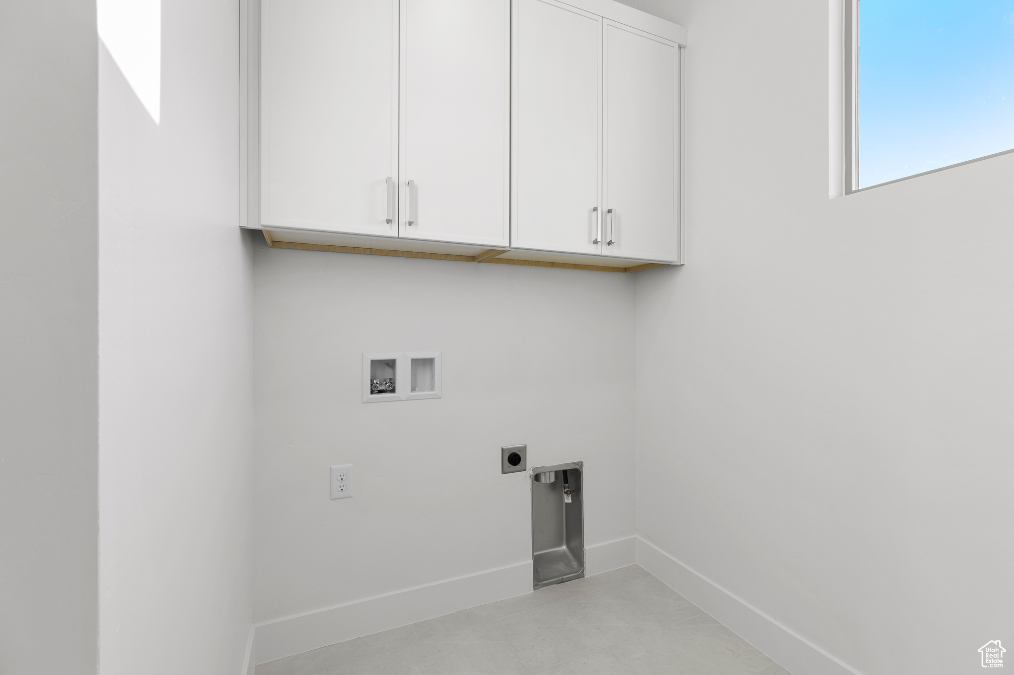 PAINTED SANDS - Residential