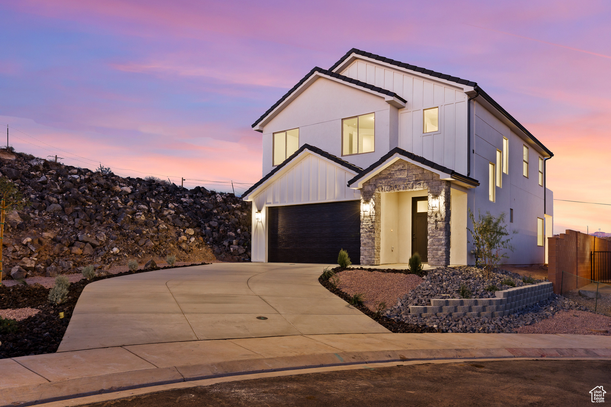 PAINTED SANDS - Residential