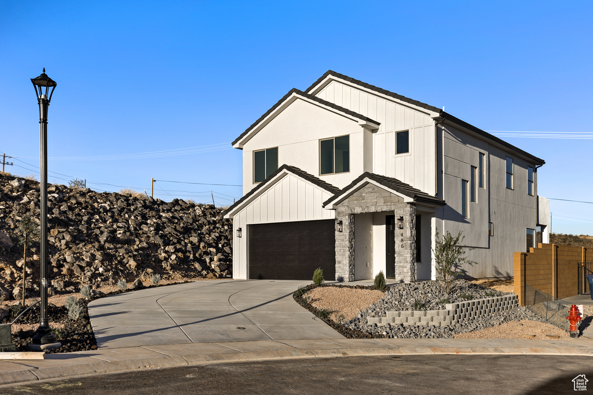 PAINTED SANDS - Residential