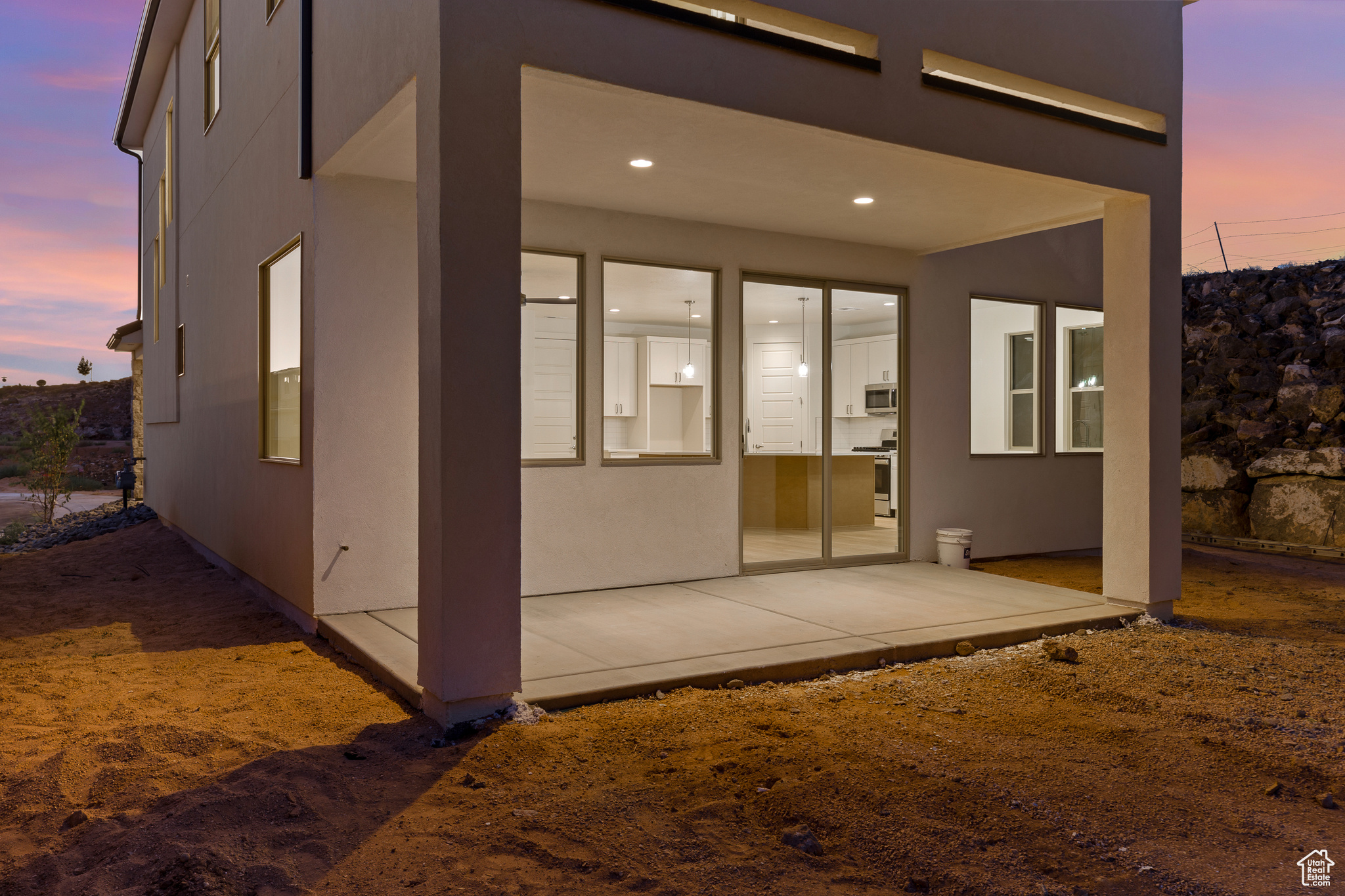 PAINTED SANDS - Residential