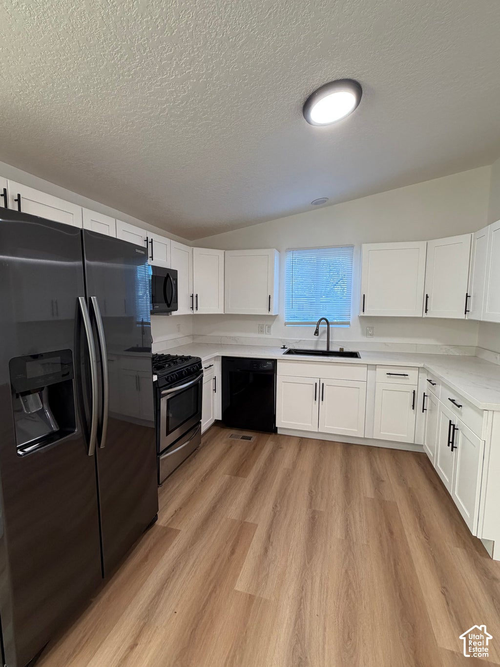 Photo of 75 W 250 N, Clearfield, UT 84015 (MLS # 2192464)