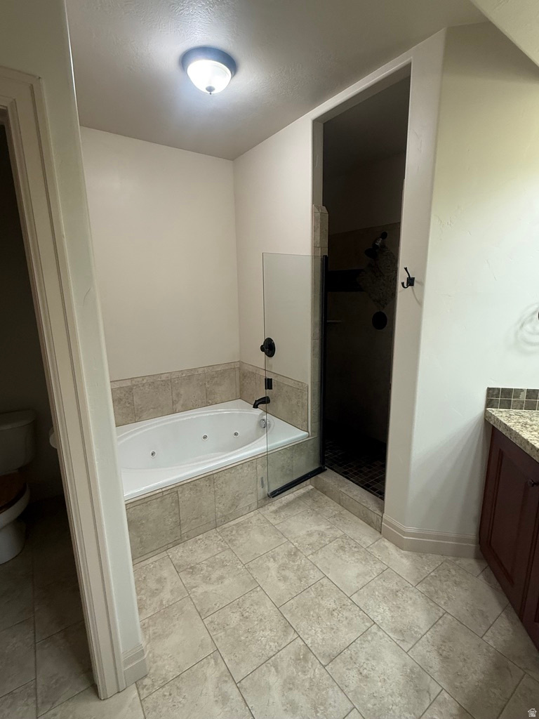ROCKWELL SQUARE - Residential