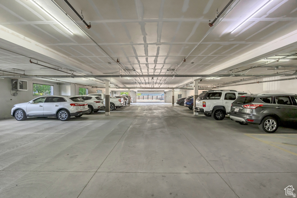 ROCKWELL SQUARE - Residential