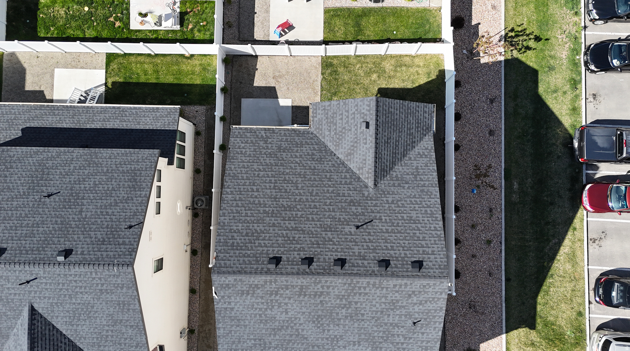 COTTAGES ON MAIN - Residential