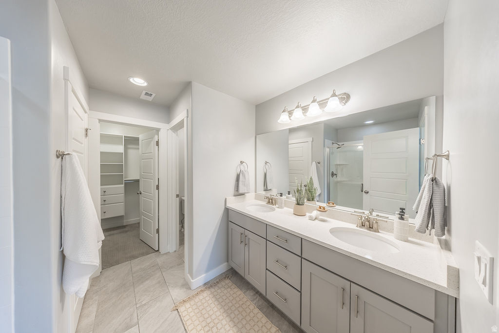 COTTAGES ON MAIN - Residential