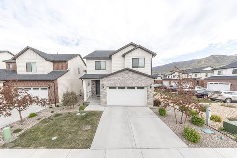 Tiny photo for 18 W LADY LN, Bountiful, UT 84010 (MLS # 2151306)