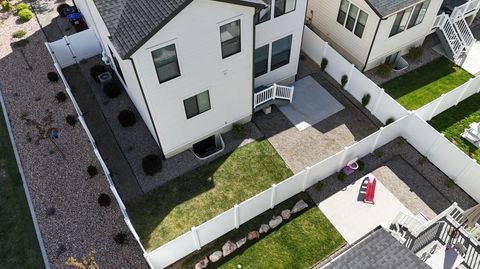 Tiny photo for 18 W LADY LN, Bountiful, UT 84010 (MLS # 2151306)