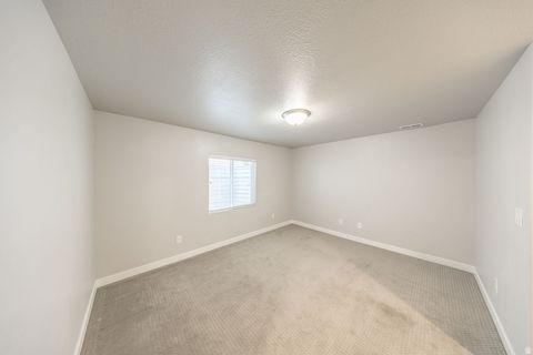 Tiny photo for 18 W LADY LN, Bountiful, UT 84010 (MLS # 2151306)