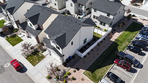 Tiny photo for 18 W LADY LN, Bountiful, UT 84010 (MLS # 2151306)