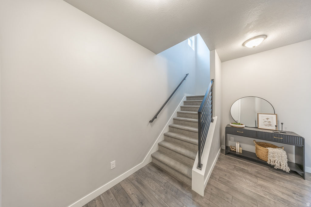 COTTAGES ON MAIN - Residential