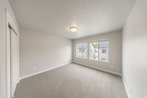 Tiny photo for 18 W LADY LN, Bountiful, UT 84010 (MLS # 2151306)