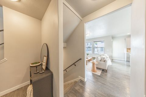 Tiny photo for 18 W LADY LN, Bountiful, UT 84010 (MLS # 2151306)