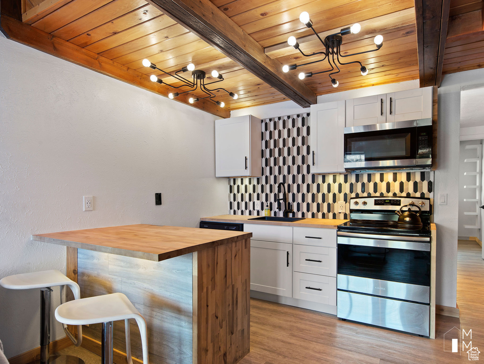 CHALET VILLAGE - Residential