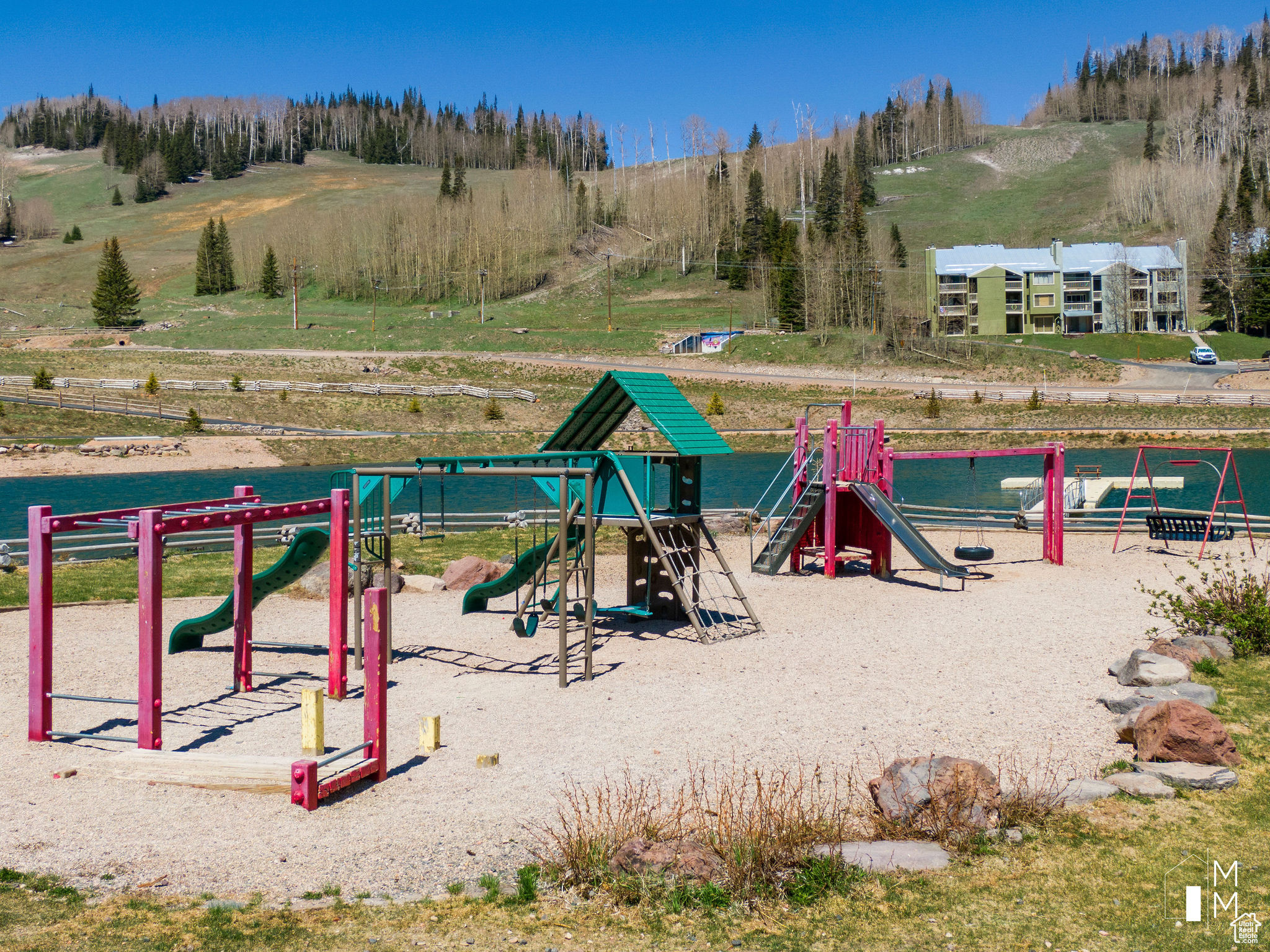 CHALET VILLAGE - Residential