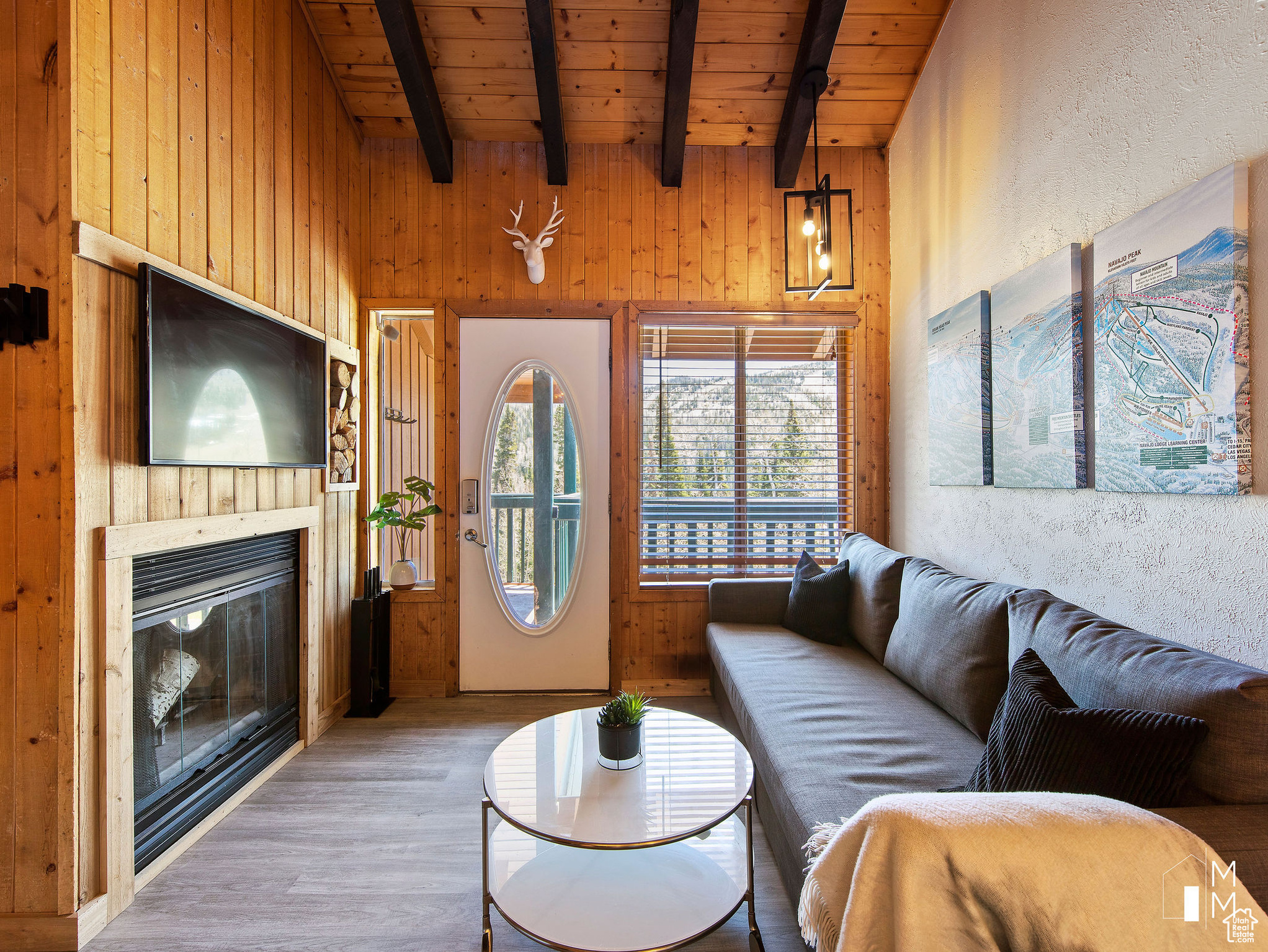 CHALET VILLAGE - Residential