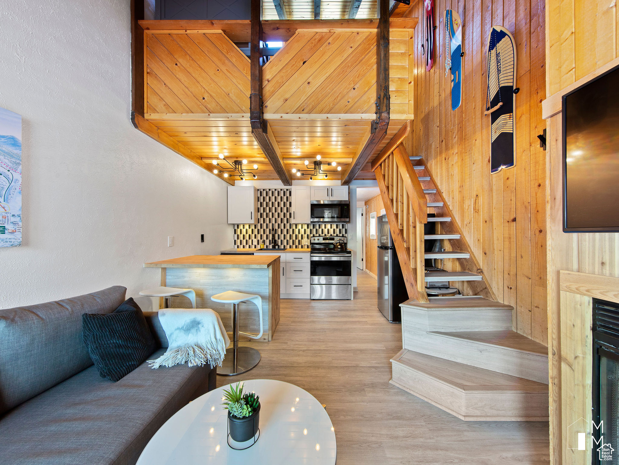 CHALET VILLAGE - Residential