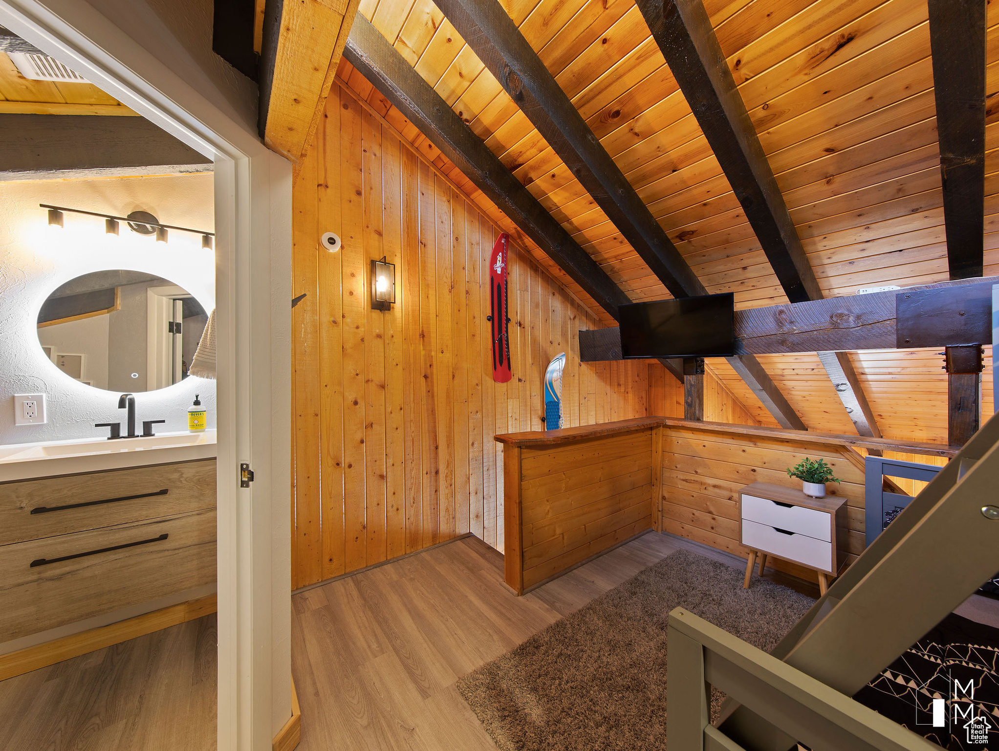 CHALET VILLAGE - Residential