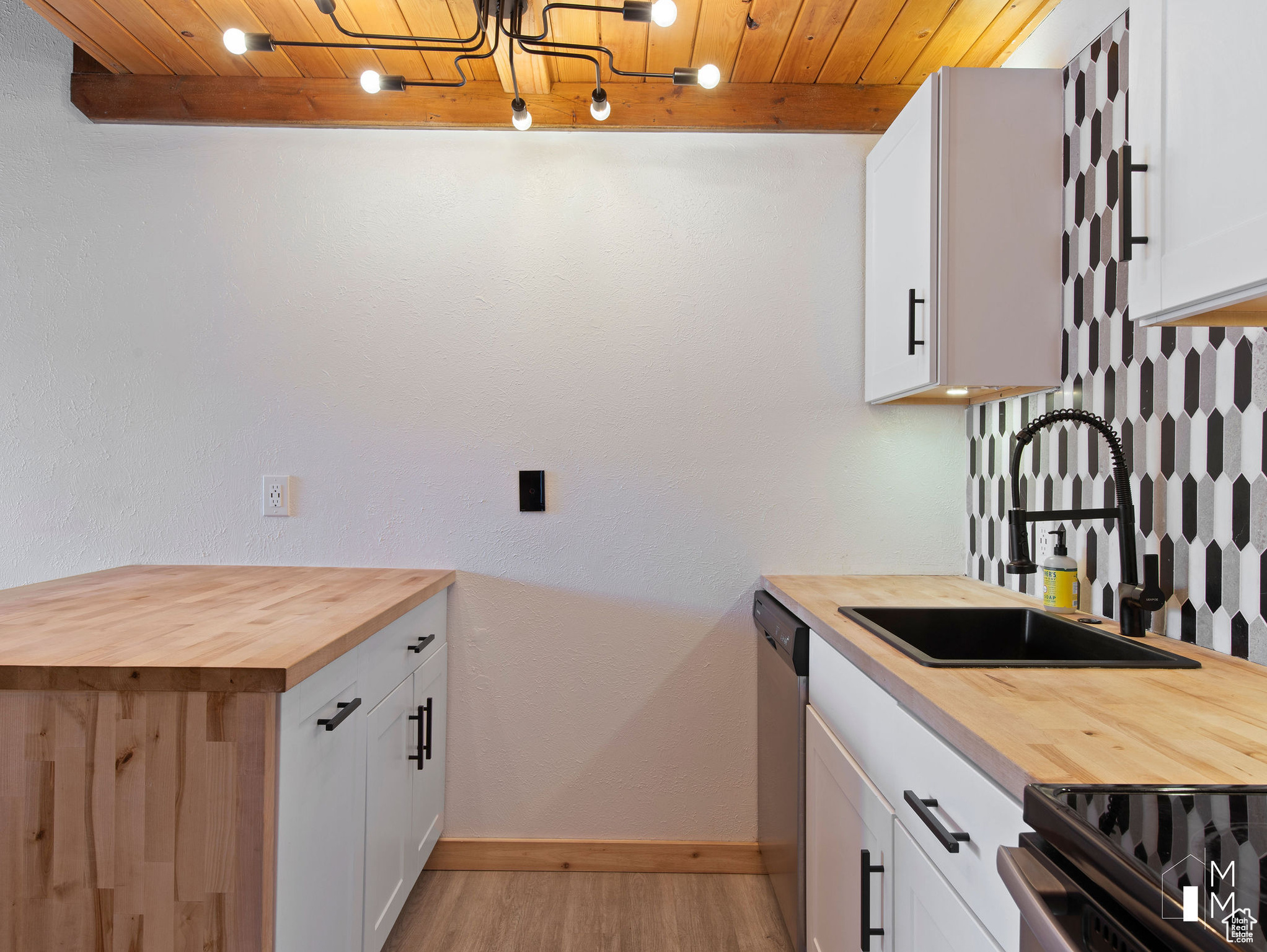 CHALET VILLAGE - Residential