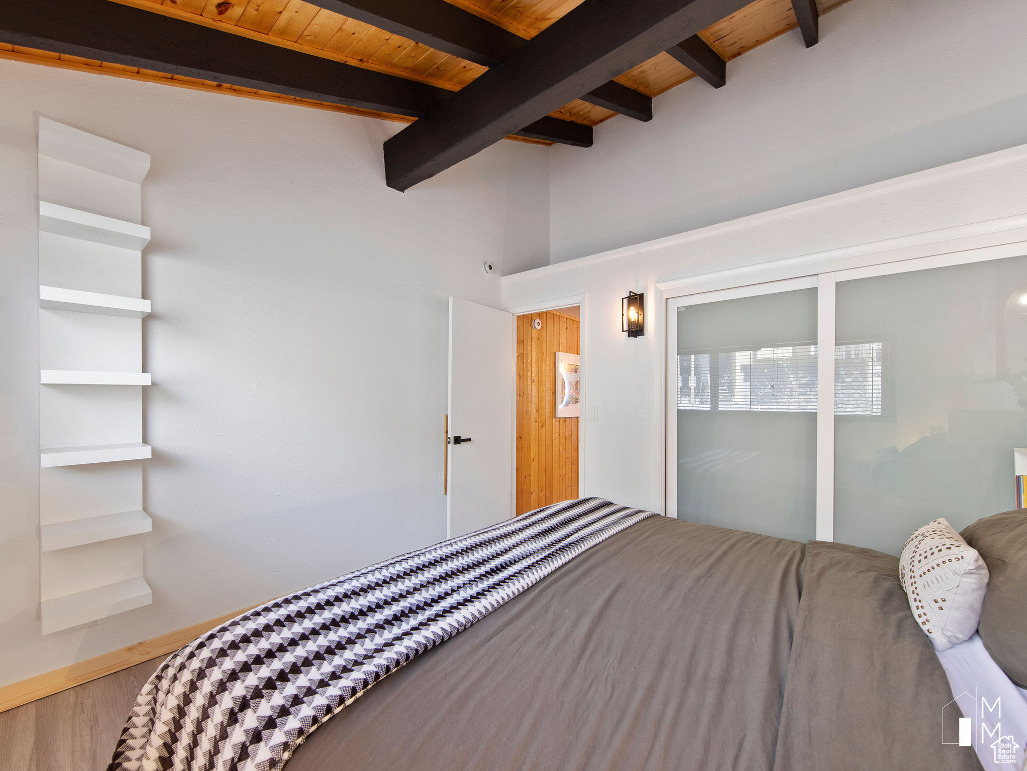 CHALET VILLAGE - Residential