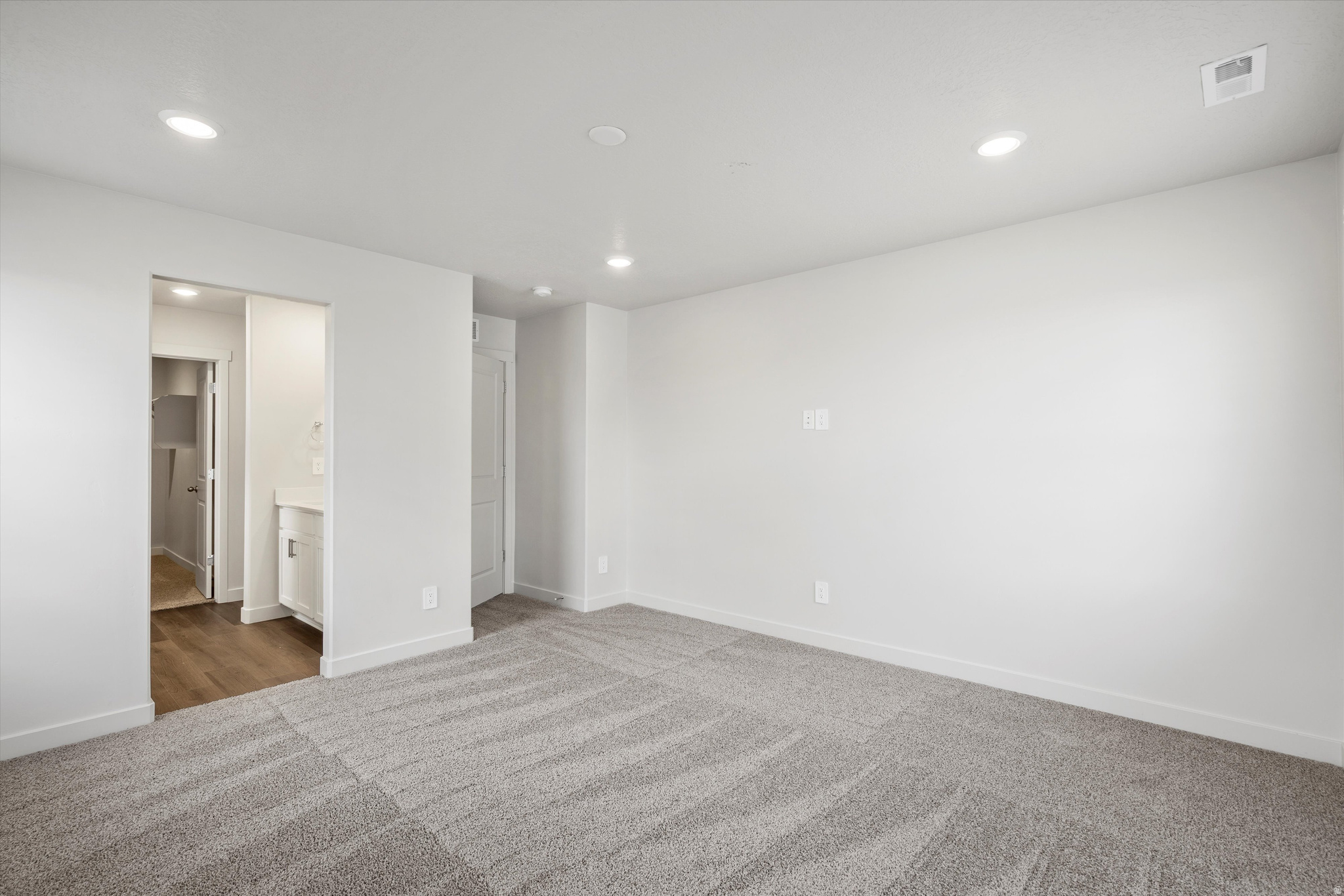 VISTA MEADOWS - Residential