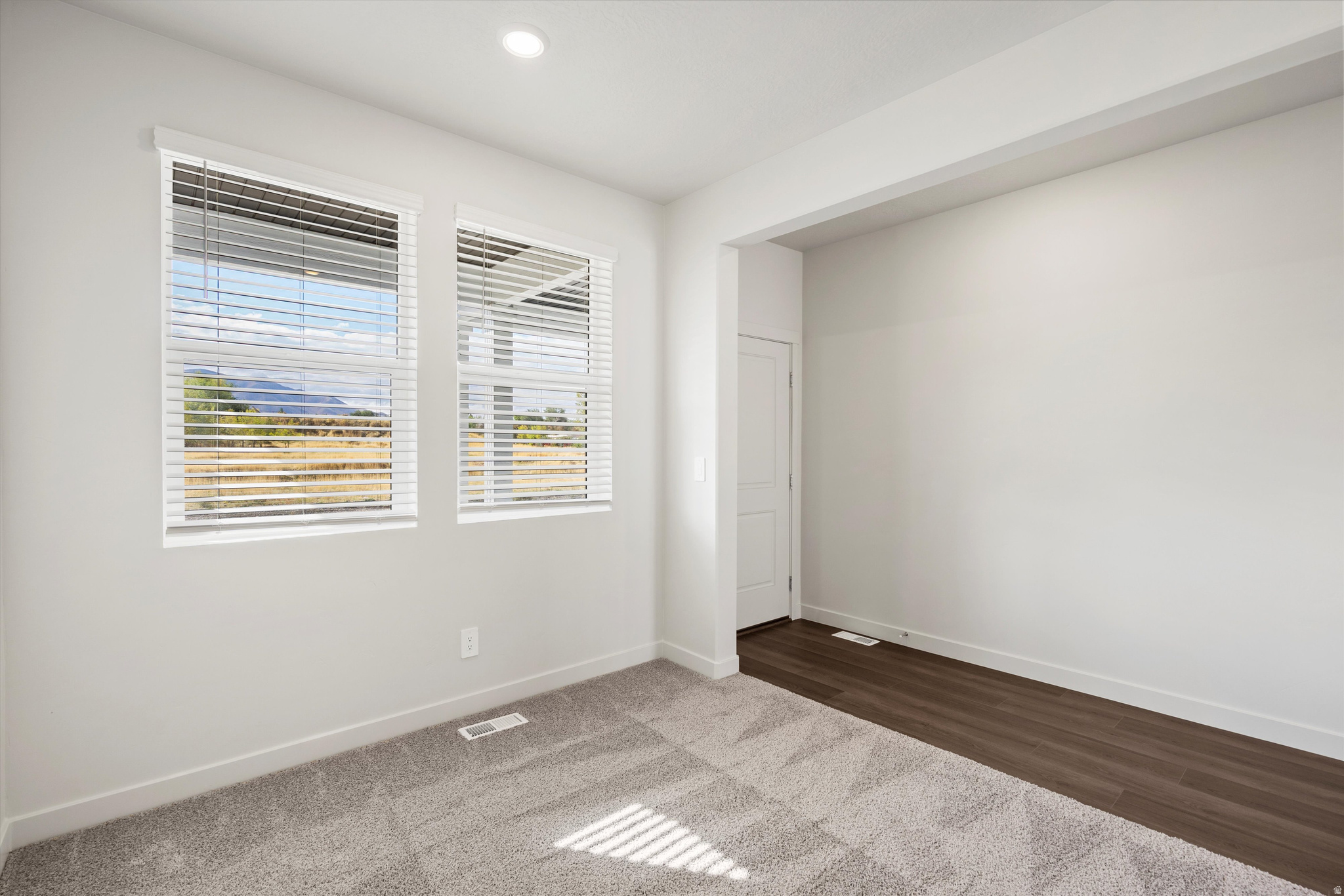 VISTA MEADOWS - Residential