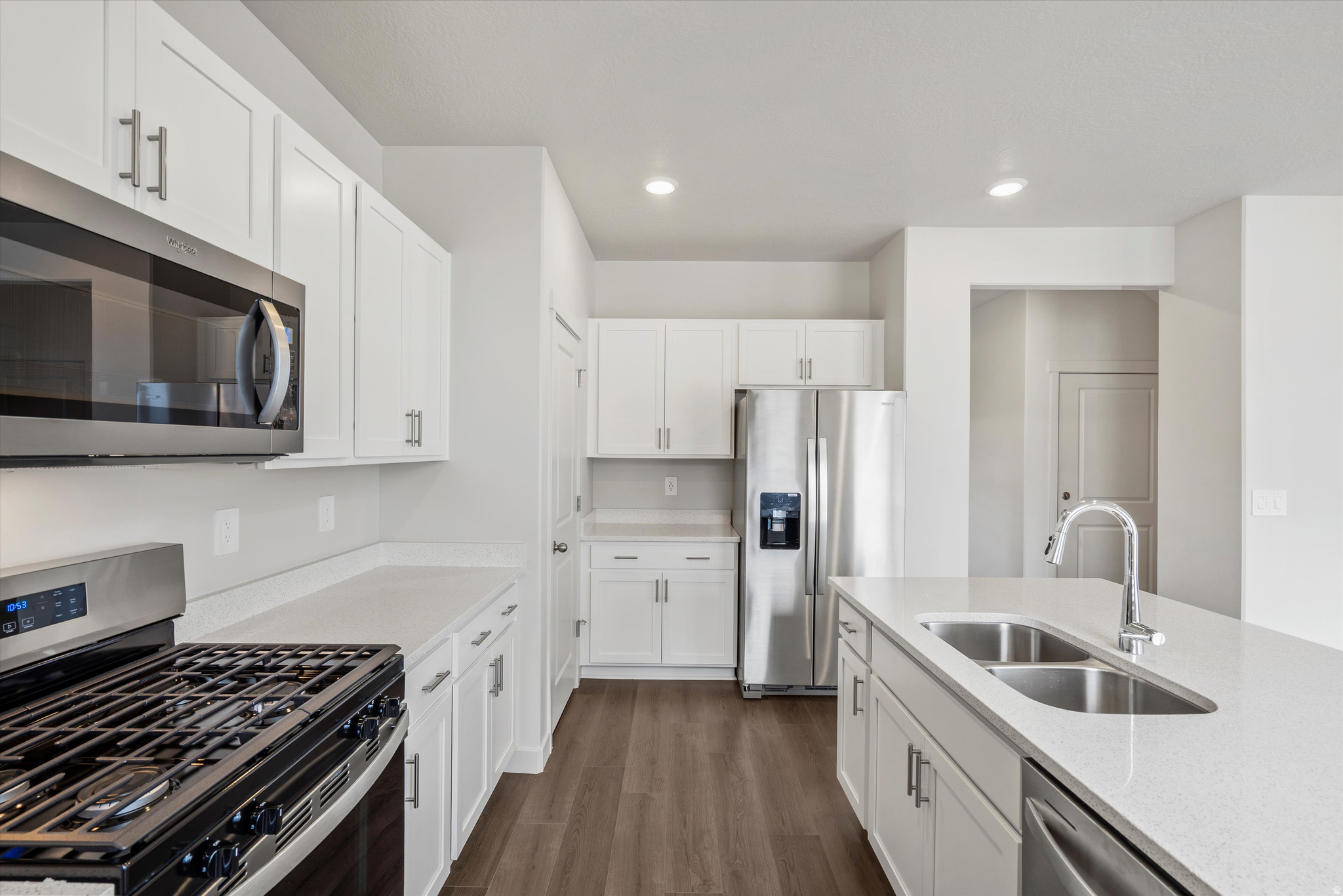 VISTA MEADOWS - Residential