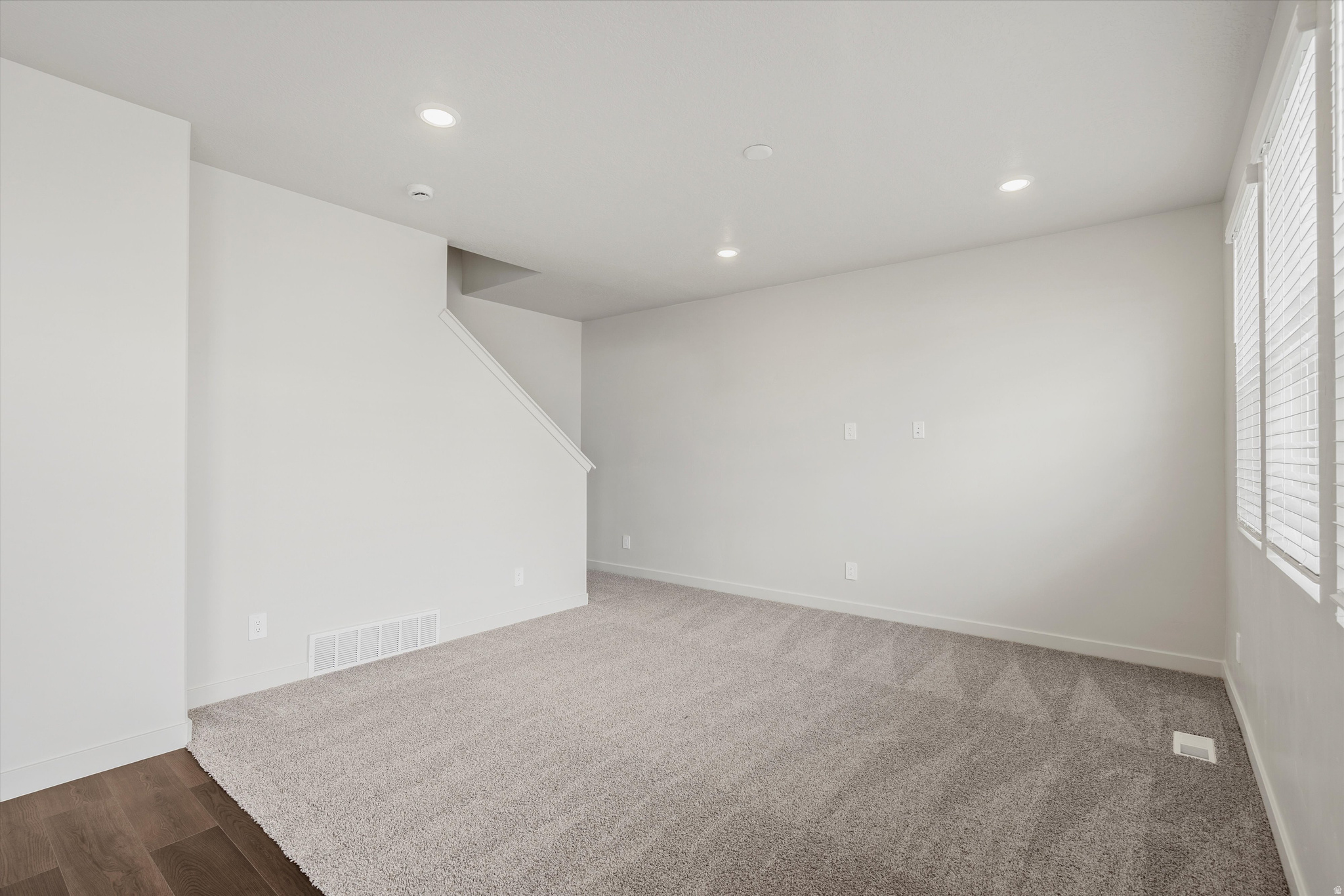 VISTA MEADOWS - Residential