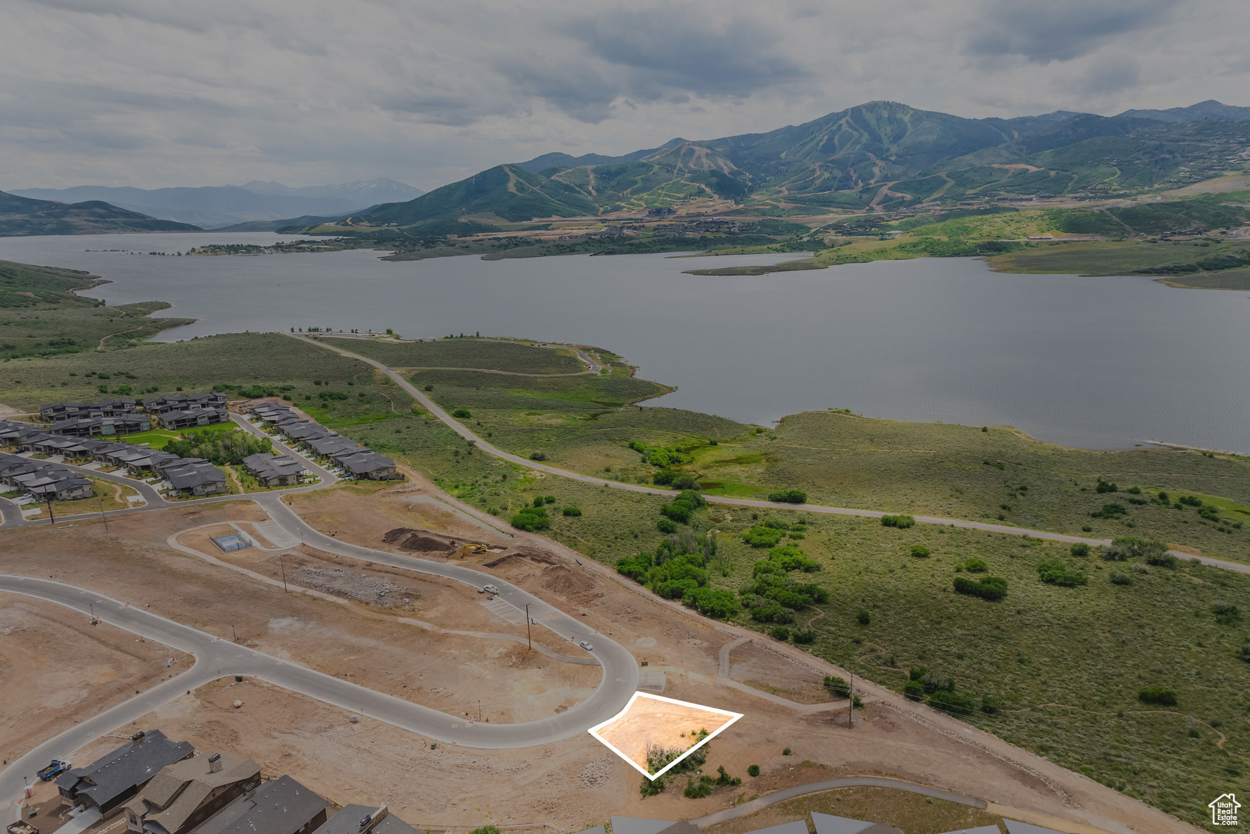 LAKE VIEW ESTATES - Residential