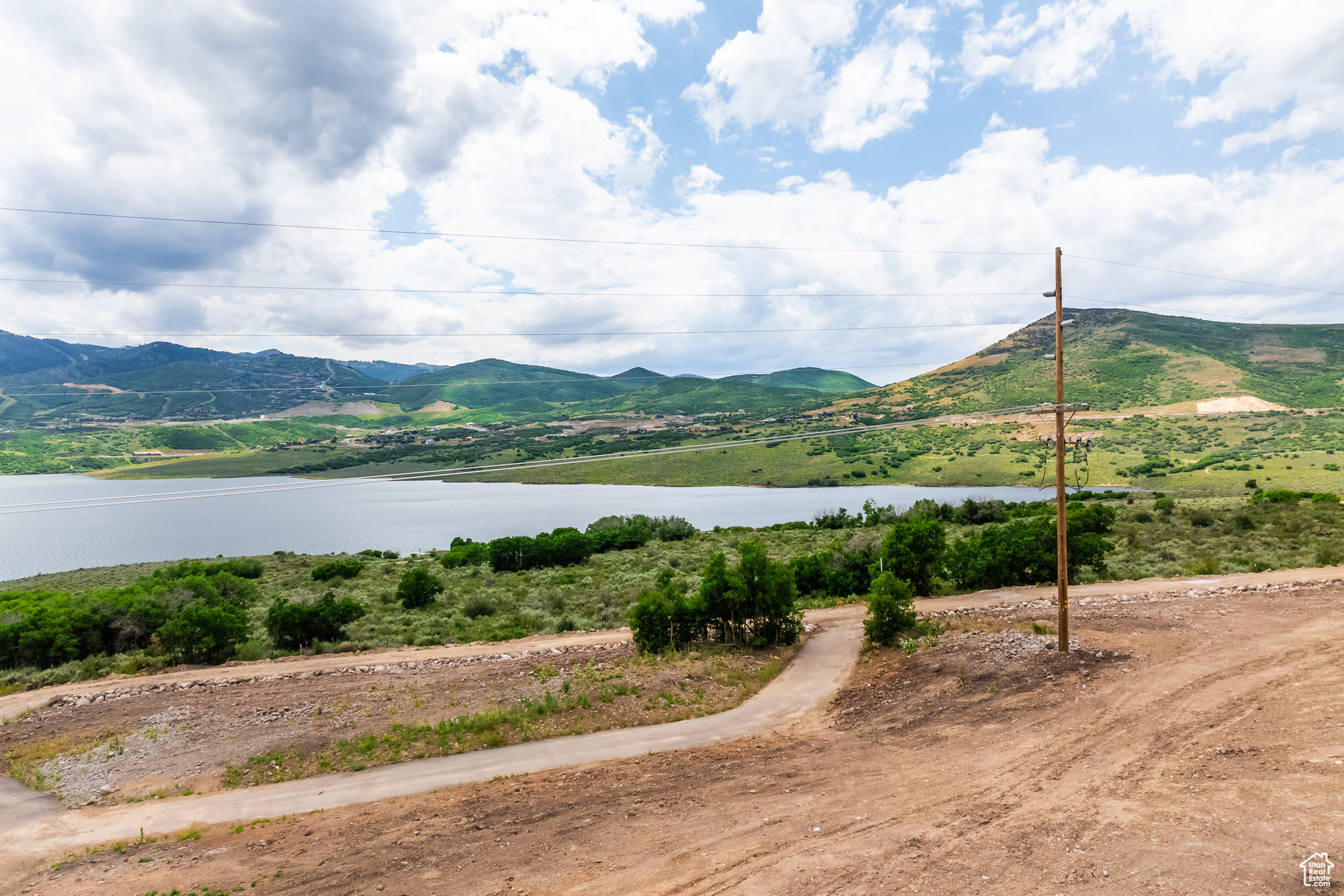 LAKE VIEW ESTATES - Residential