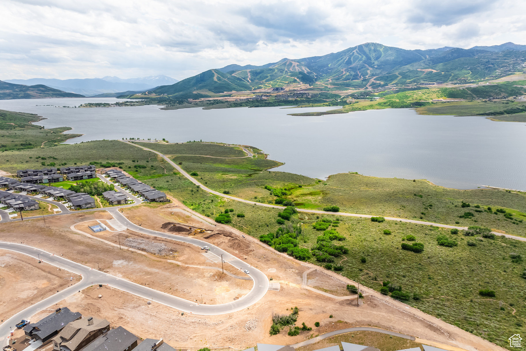 LAKE VIEW ESTATES - Residential