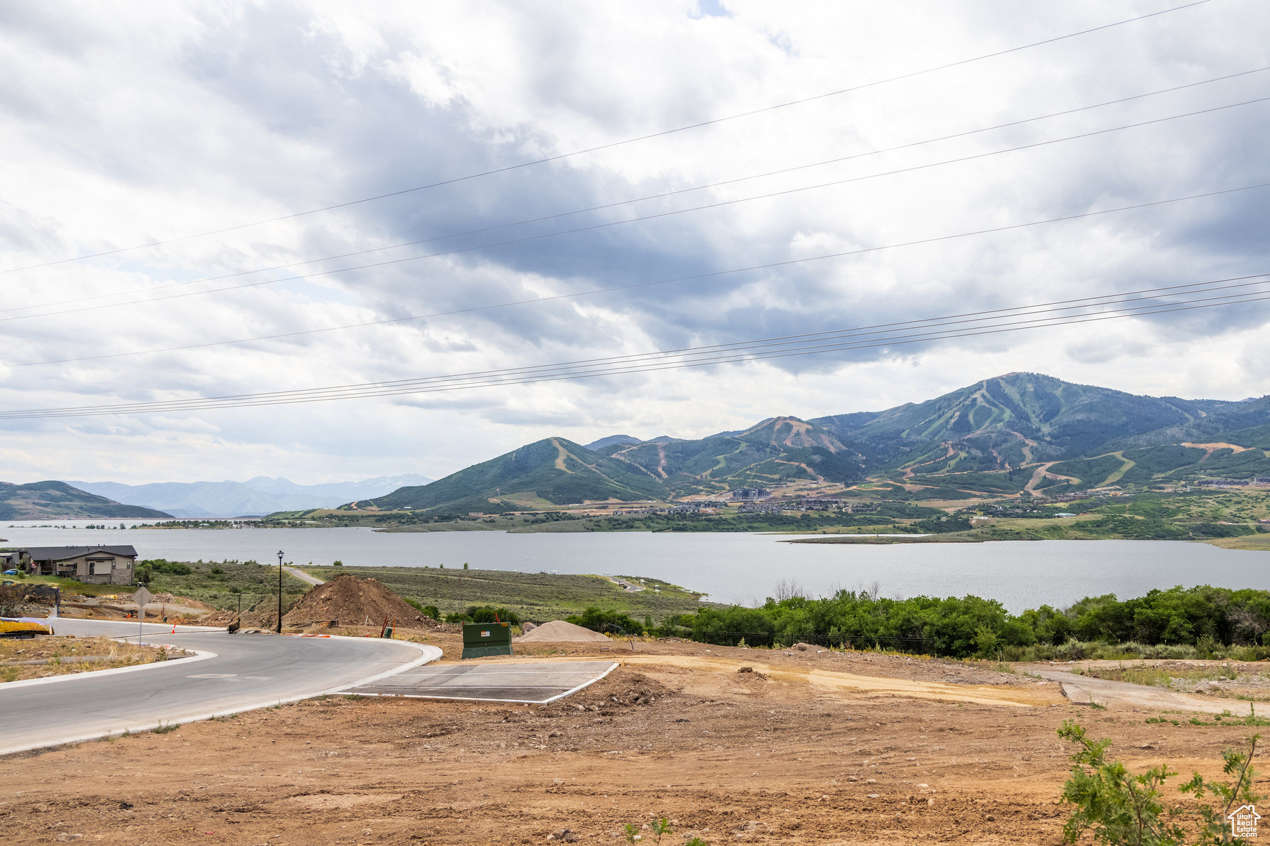 LAKE VIEW ESTATES - Residential