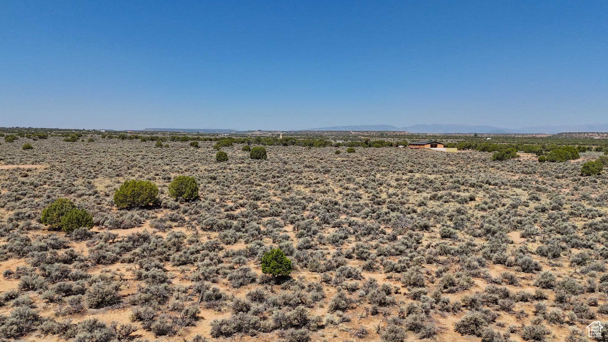 SUNDANCE WEST - Land