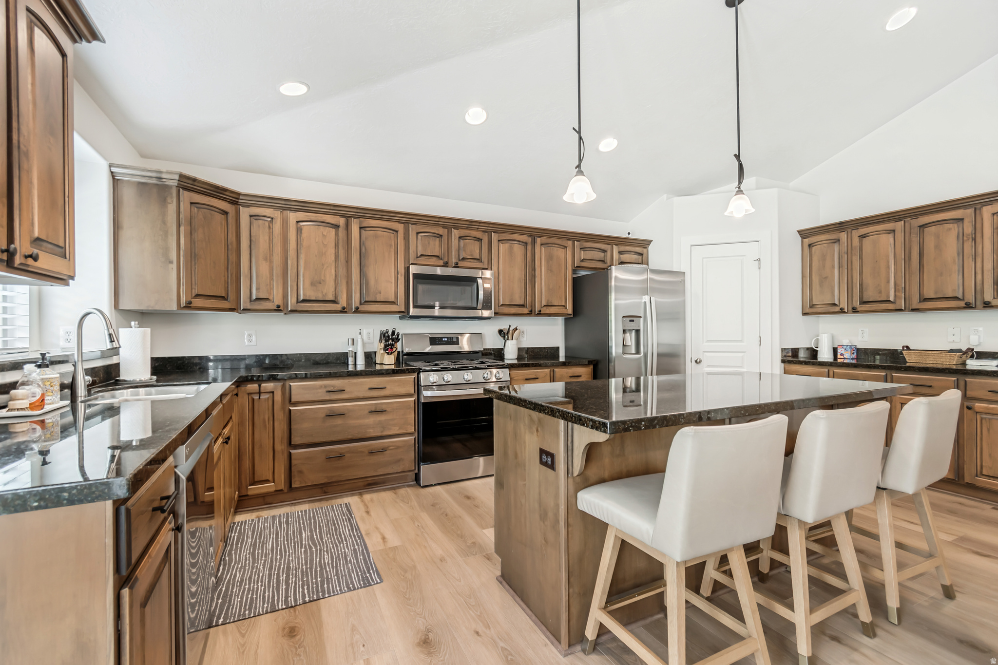 BELLEVUE - Residential